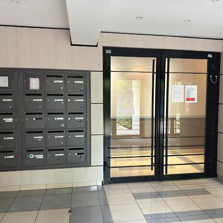 Appartement Magnolia 40M2, Parking Et Wifi Gratuit Montévrain Kültér fotó