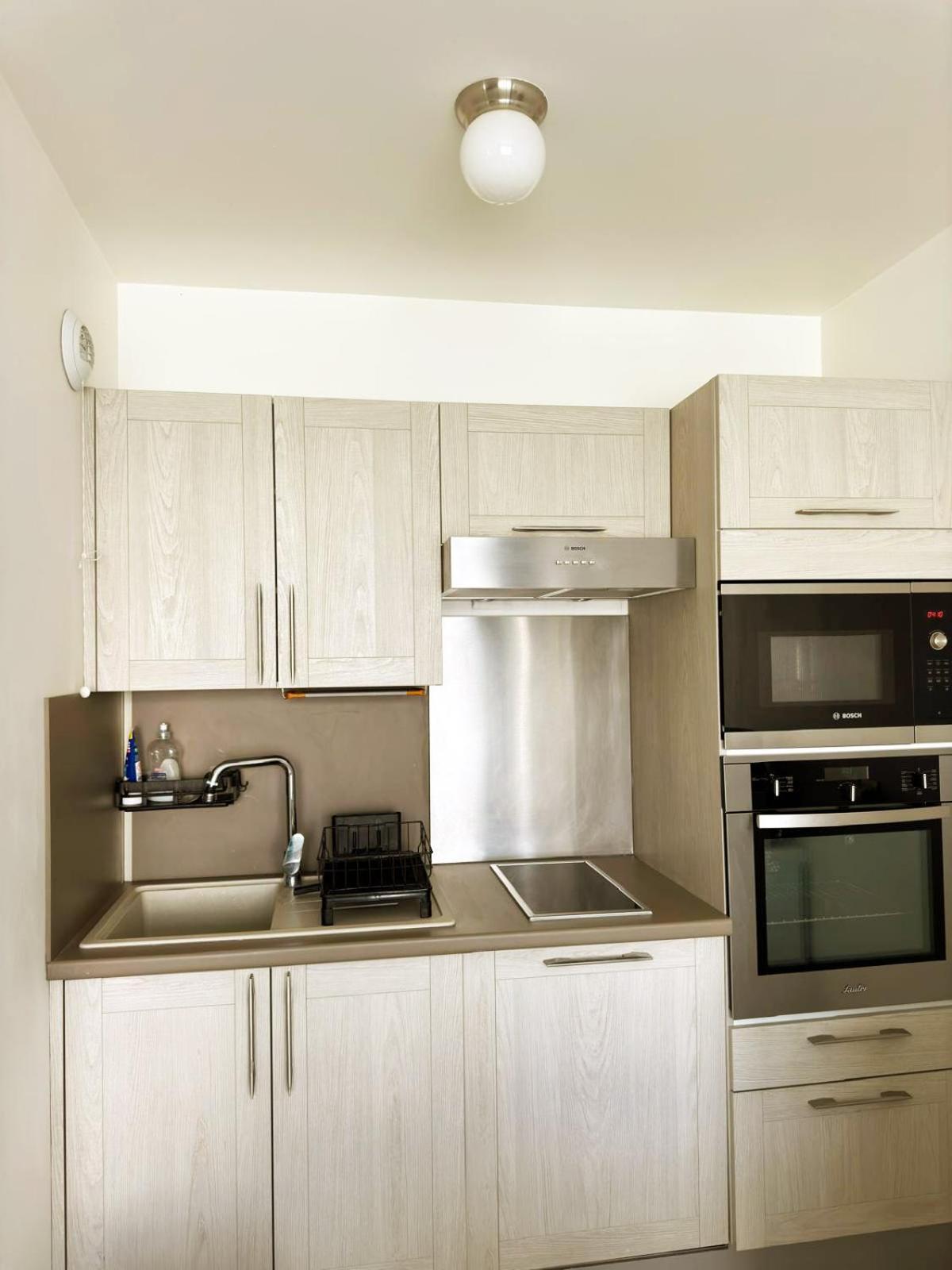 Appartement Magnolia 40M2, Parking Et Wifi Gratuit Montévrain Kültér fotó