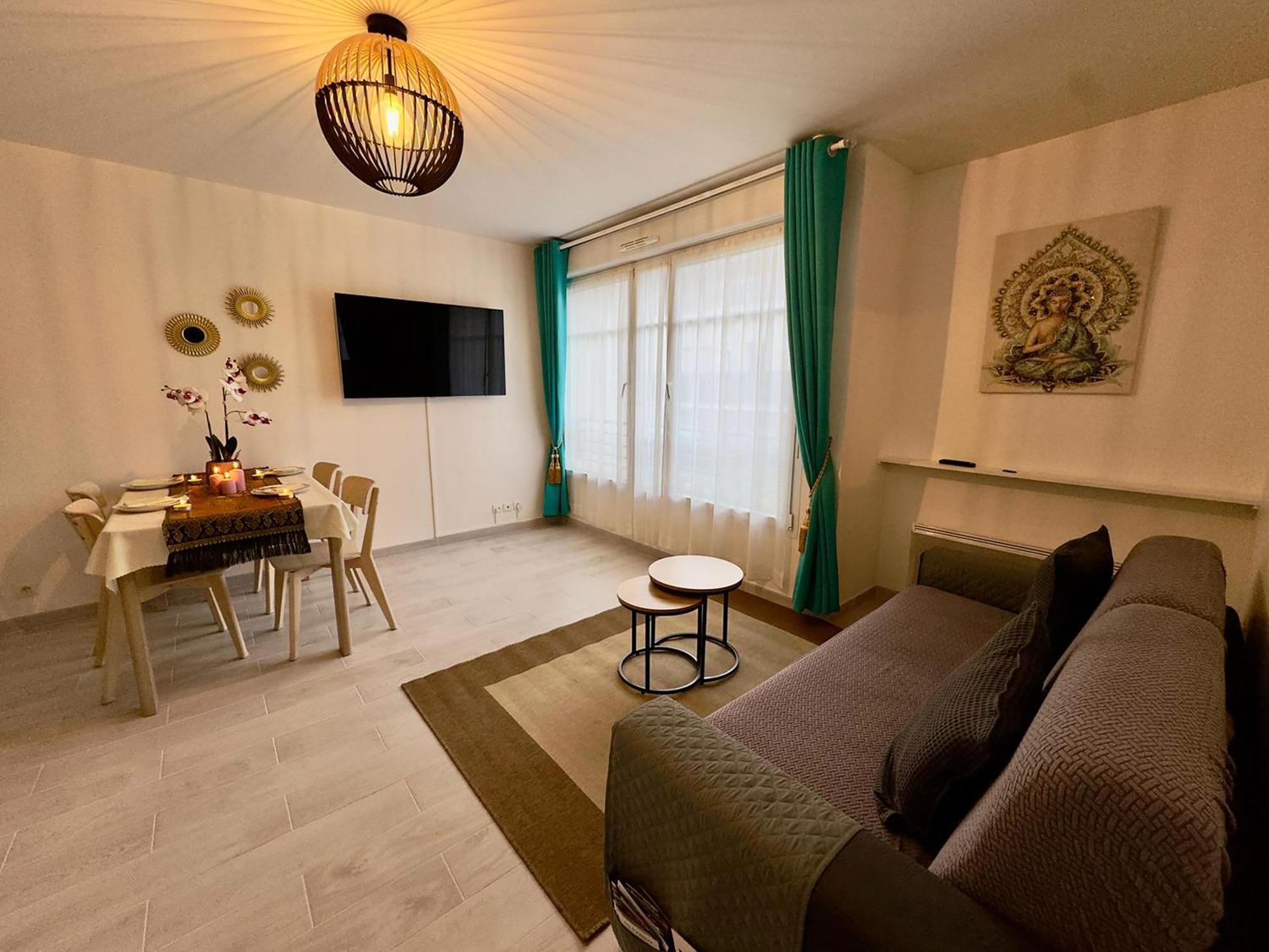 Appartement Magnolia 40M2, Parking Et Wifi Gratuit Montévrain Kültér fotó